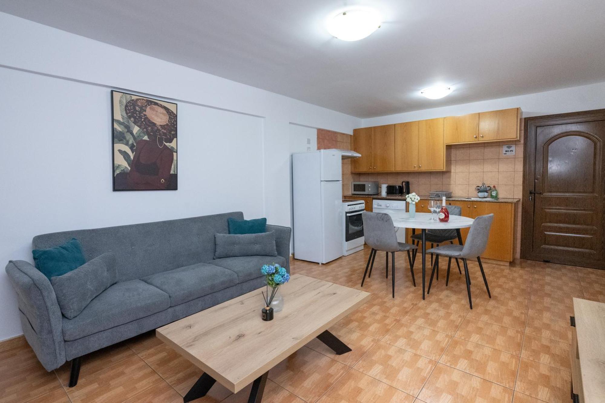 Napa Centrale Suites Ayia Napa Eksteriør billede